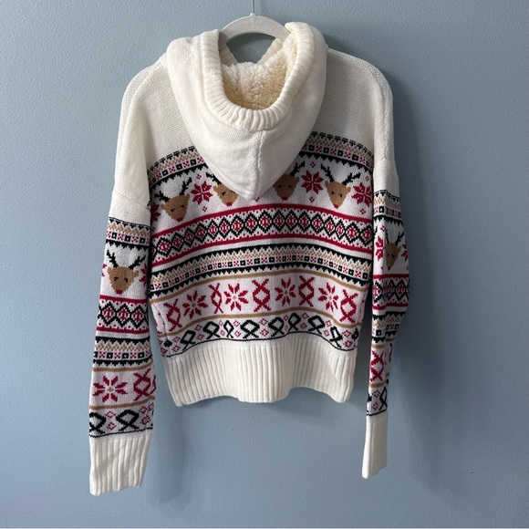 Hoodie Size Medium Winter/Christmas/ Reindeer - Picture 3 of 9